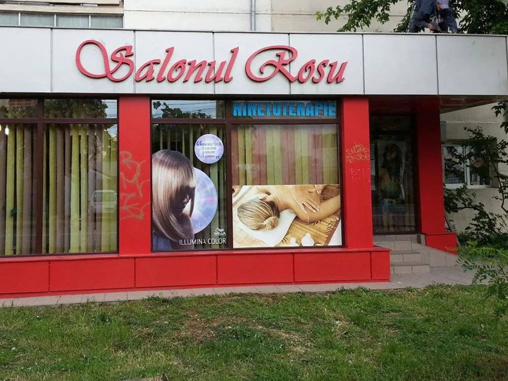 Salonul Roşu